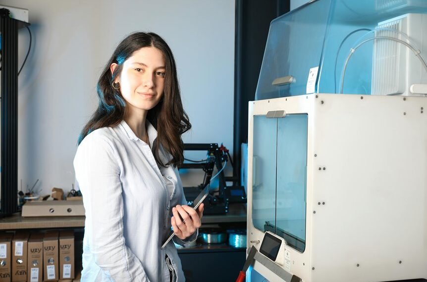 dynamic online engine hub